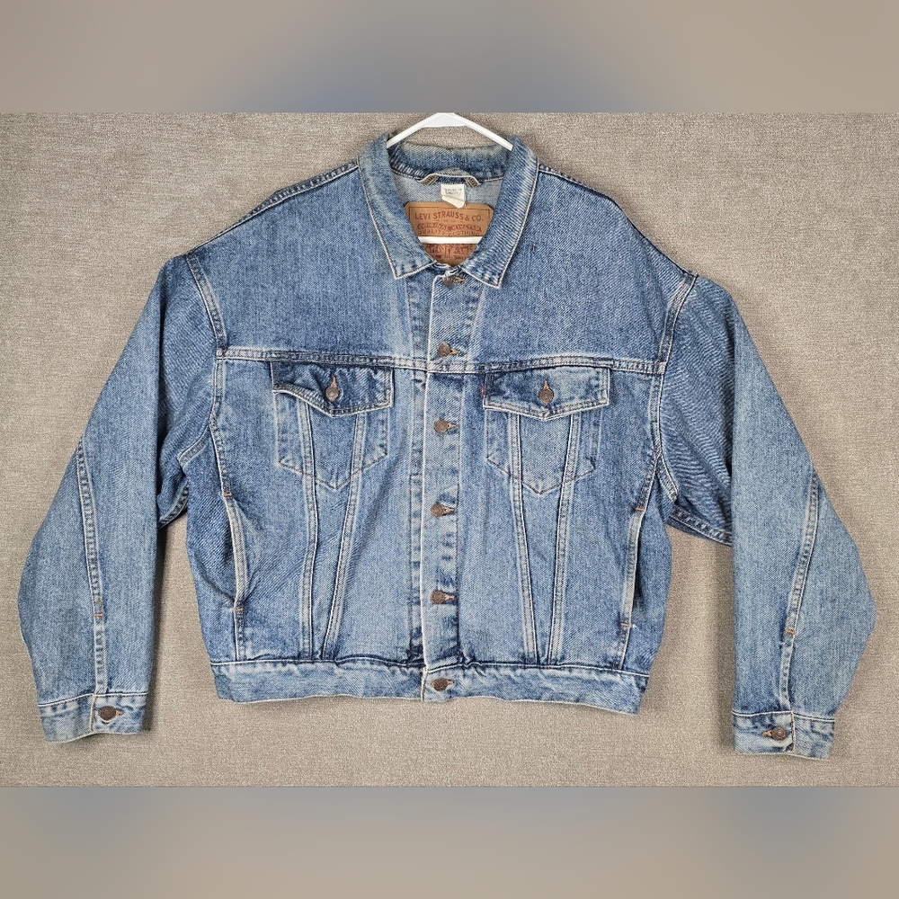 Vtg 90s Levis Trucker Denim Trucker Jacket Sz Large Pockets 70598-4891 Ship FAST